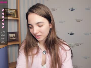 webcam girl shy_media image #4416369