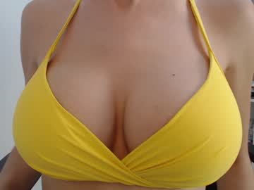 webcam girl eat_mee_out image #2176870