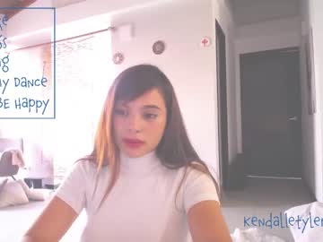 webcam girl kendalltyler image #261025