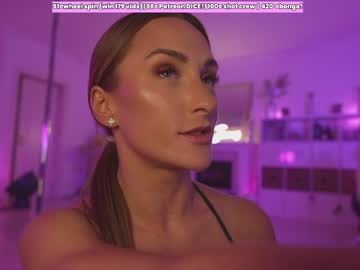 webcam girl hannahjames710 image #5754317