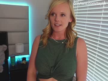 webcam girl taylor_love_303 image #1948651
