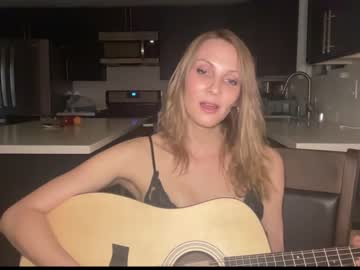 webcam girl kaileeshy image #974762