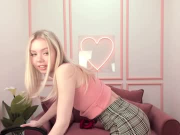 webcam girl c_a_s_s_i_e image #4087247