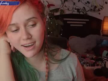 webcam girl ziny_cosky image #4273235