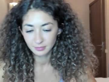 webcam girl tinayoudream image #1588772