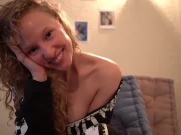 webcam girl sistinehashands image #2995207