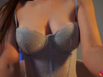 webcam girl lucie_beltran image #5122169