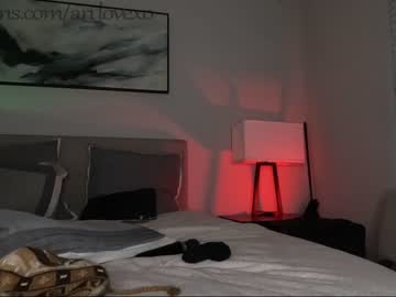 webcam couple ari_lovexo image #3185237