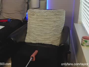 webcam girl taylor_love_303 image #2263710