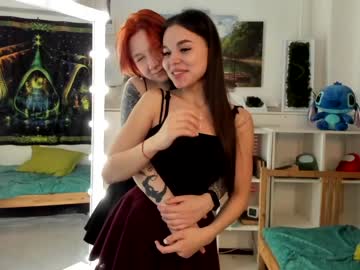 webcam couple kitti_bella image #1569110