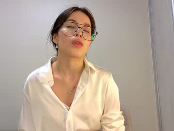 webcam girl kr1stinarrow image #4805974