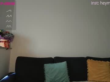 webcam girl heymamawolf_ image #2856778