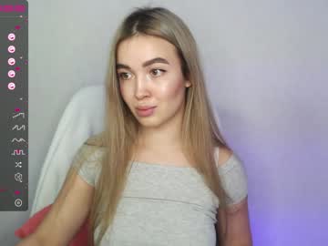 webcam girl yourvirusqueen_ image #2287380