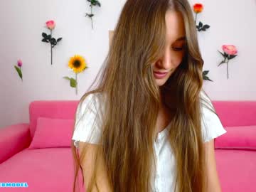 webcam girl ambertan1 image #2722420