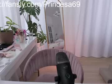 webcam girl honey_devildoll image #5778924