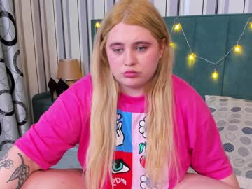 webcam girl miraclark1 image #2096076