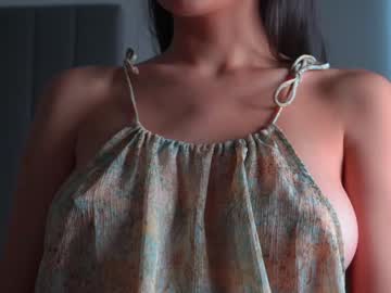 webcam girl houseofkei image #1343843
