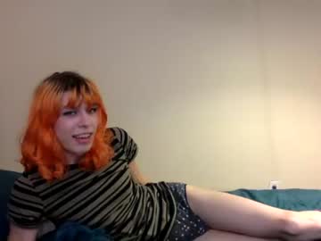 webcam tranny synthiasins image #421269