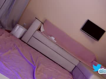 webcam girl hollyextra image #2902569