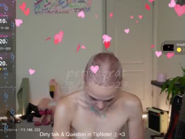 webcam girl petitebrat image #6659332