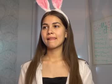 webcam girl little_animal image #5536646