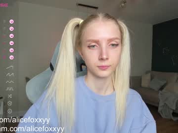 webcam girl oh_honey_ image #5098477