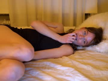 webcam girl ellaa91 image #922477