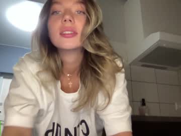 webcam girl angel_from_sky image #6053061