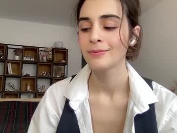 webcam girl wonderland_stia image #5765537