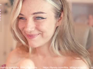 webcam girl mia_milagros image #2330637