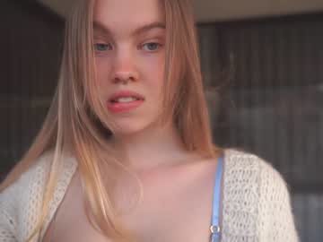 webcam girl bibi_it_is image #5161219
