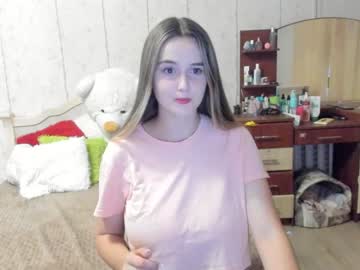 webcam girl emmika_ image #2557736