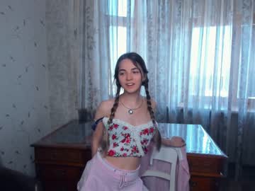 webcam girl shy_media image #4502725