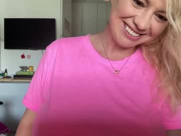 webcam girl kiradivine image #4574556