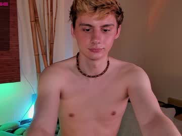 webcam man sunburn_boy image #4724727