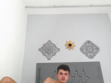 webcam couple alpha_and_omegaxx image #2000302