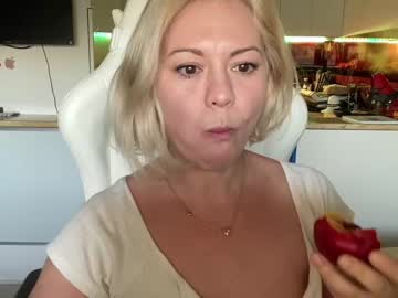 webcam girl kiradivine image #5471591