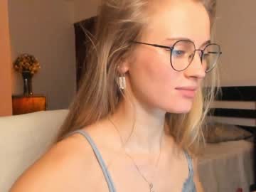 webcam girl linellali image #3076413
