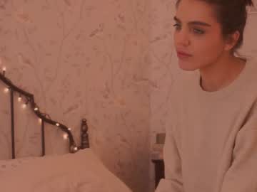 webcam girl _2strangers image #952011