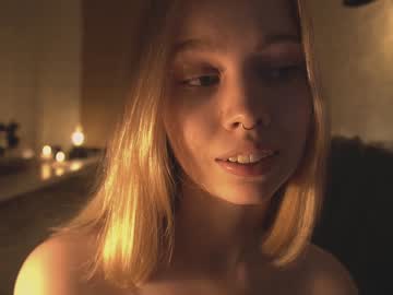 webcam girl bibi_it_is image #2373450