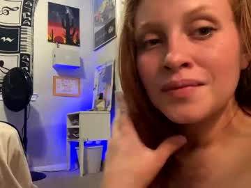 webcam girl 1opendoor image #3973255