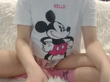 webcam girl littlebaby_mom2022 image #792853