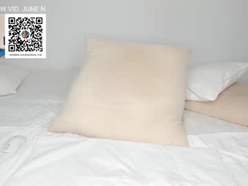 webcam girl miiiawallace image #2103460