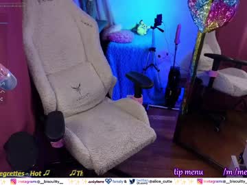 webcam girl _biscuitty image #5099688