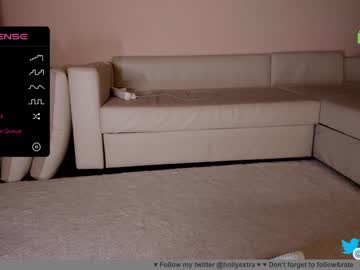 webcam girl hollyextra image #5832483