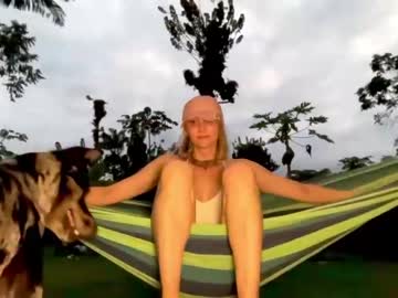 webcam girl kaileeshy image #4644700