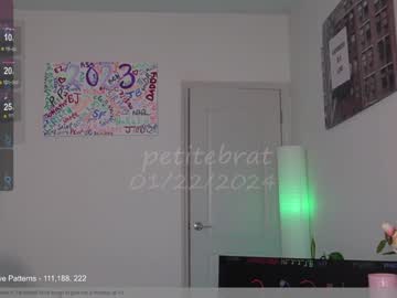 webcam girl petitebrat image #6184905