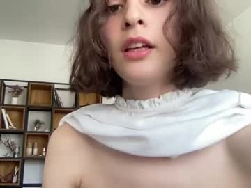 webcam girl wonderland_stia image #5463769