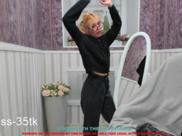 webcam girl blush_emily_ image #1285437