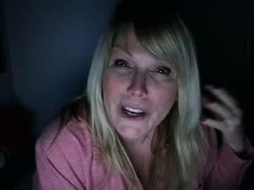 webcam girl daniluvs2 image #3592248